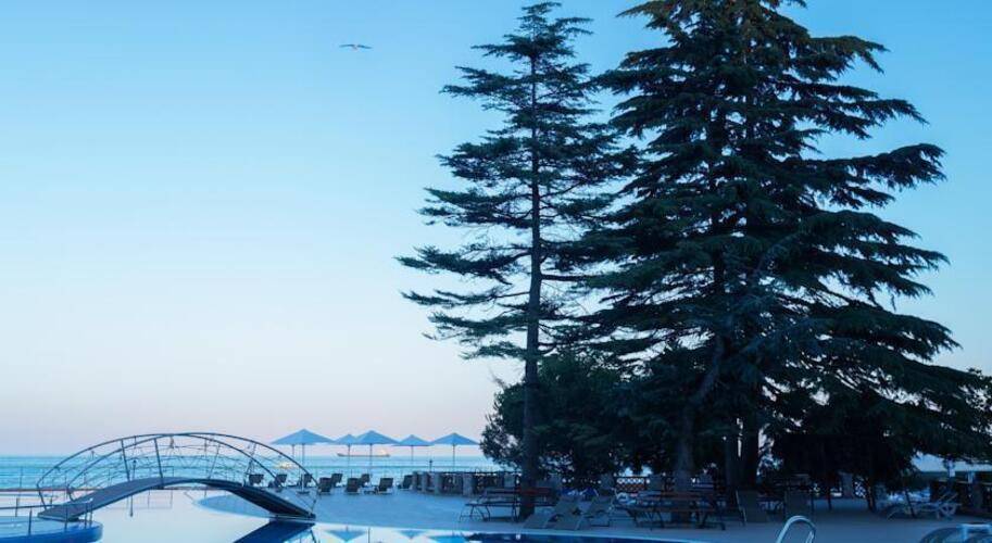 Riviera Sunrise Resort & Spa (Ex. Radisson Resort & Spa)