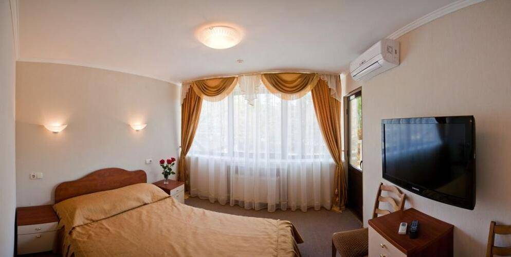 Golden Family Resort