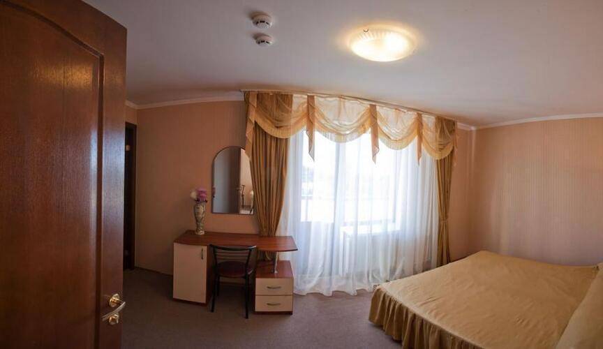 Golden Family Resort