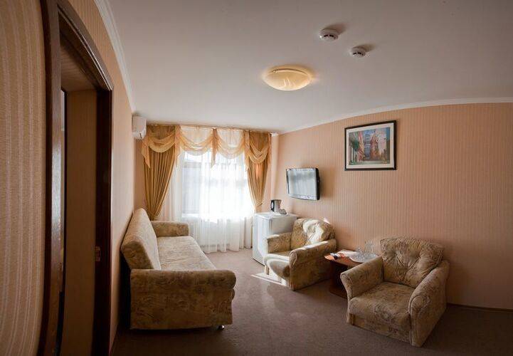 Golden Family Resort