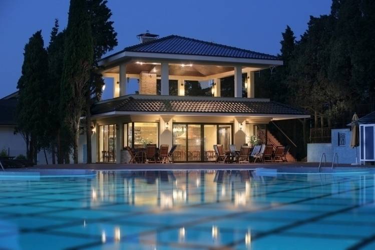 Respect Hall Resort & Spa