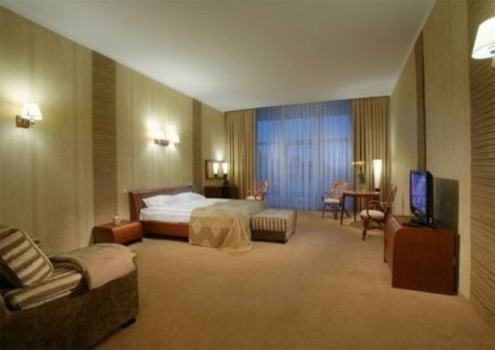 Respect Hall Resort & Spa