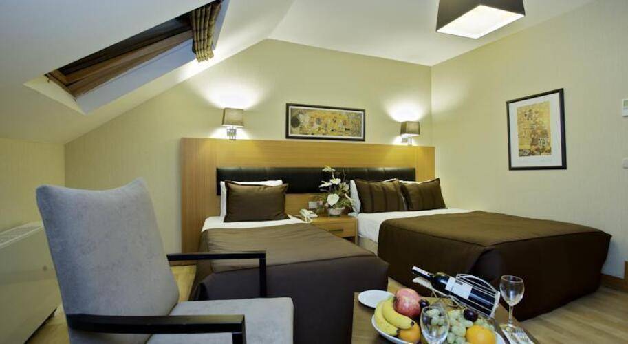 Mirilayon Hotel