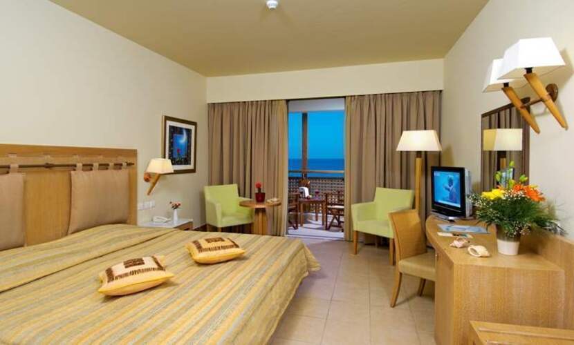 Giannoulis Santa Marina Plaza (Adults Only 16+)