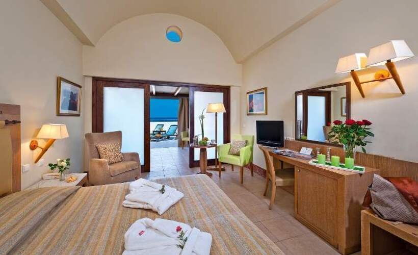 Giannoulis Santa Marina Plaza (Adults Only 16+)