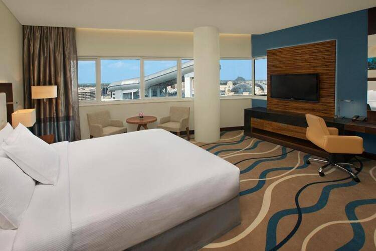Double Tree By Hilton Hotel & Residence Dubai Al Barsha
