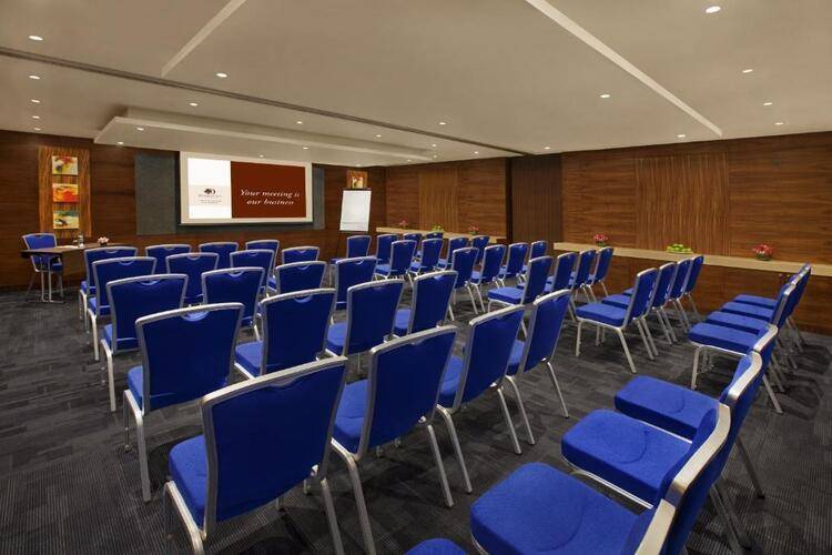 Double Tree By Hilton Hotel & Residence Dubai Al Barsha