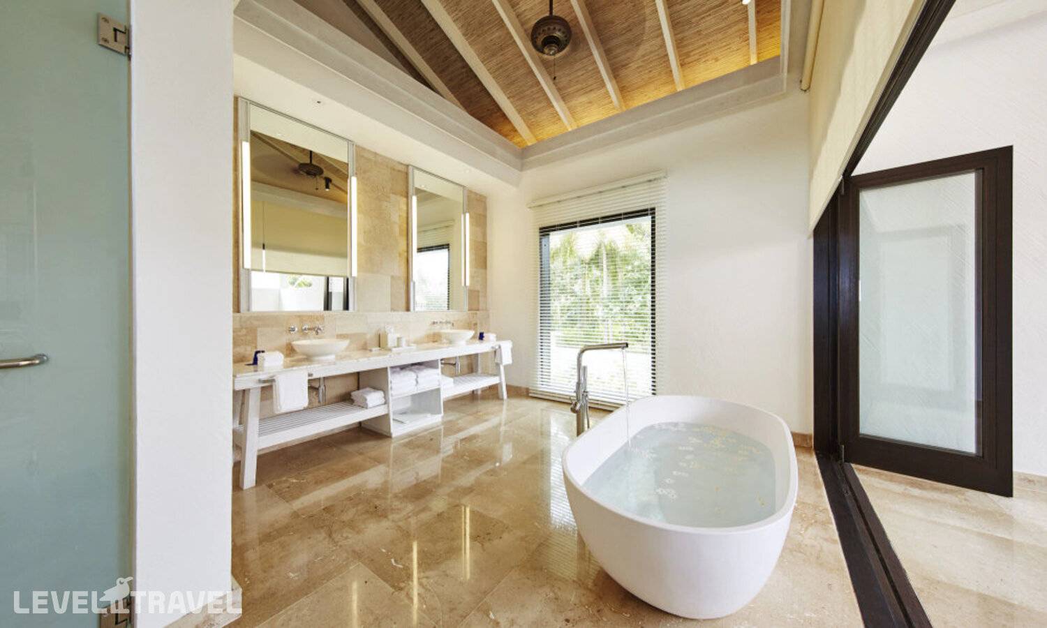 фотографии отеля COMO Maalifushi в Мальдивы(Таа Атолл) - фото №28