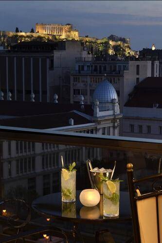 Titania Hotel