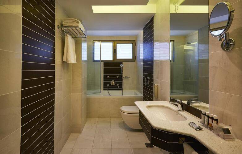Titania Hotel