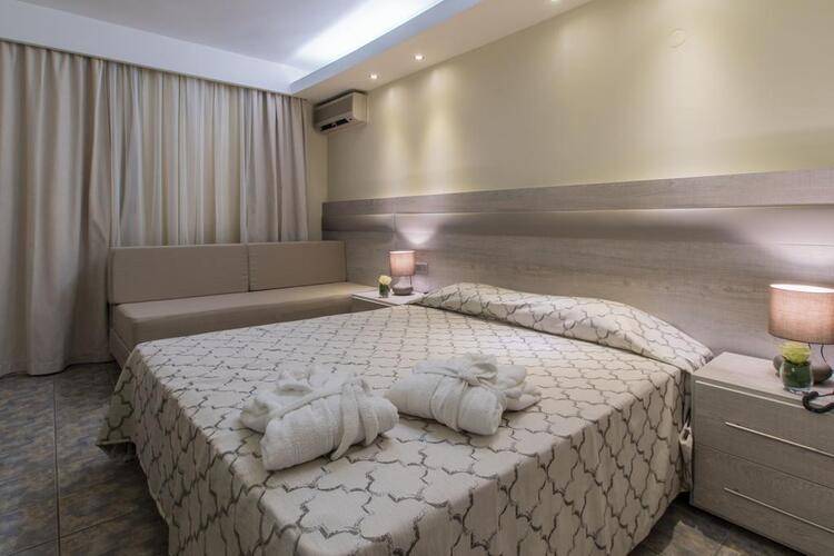 Alexandros Palace Hotel & Suites
