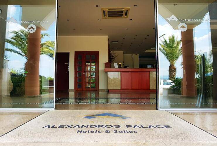 Alexandros Palace Hotel & Suites