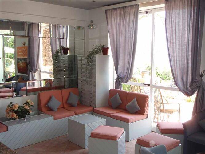 Aegli Hotel
