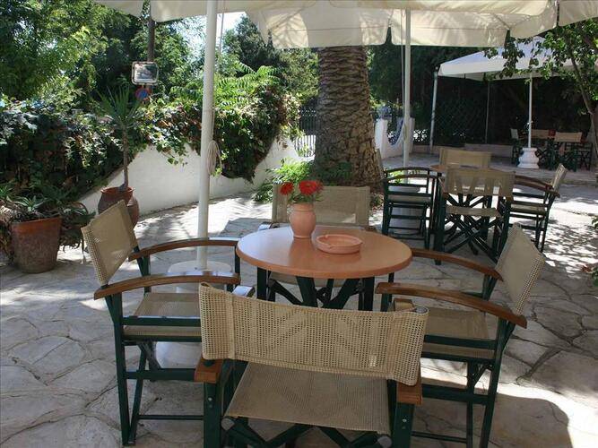 Aegli Hotel