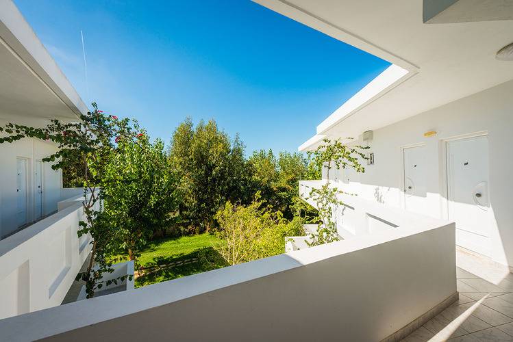 Niforeika Beach Hotel & Bungalows