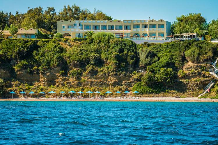 Niforeika Beach Hotel & Bungalows