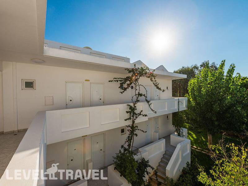 Фотография Niforeika Beach Hotel & Bungalows
