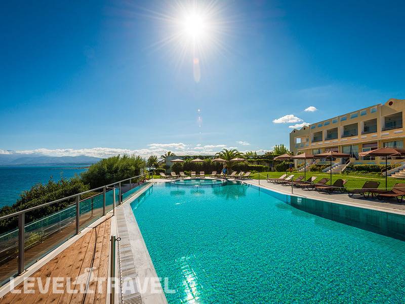 Фотография Niforeika Beach Hotel & Bungalows