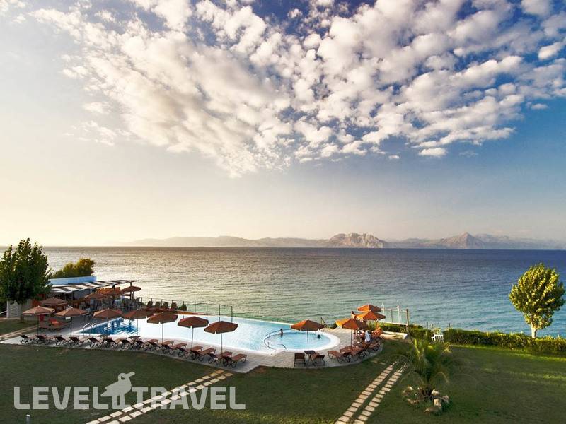 Фотография Niforeika Beach Hotel & Bungalows