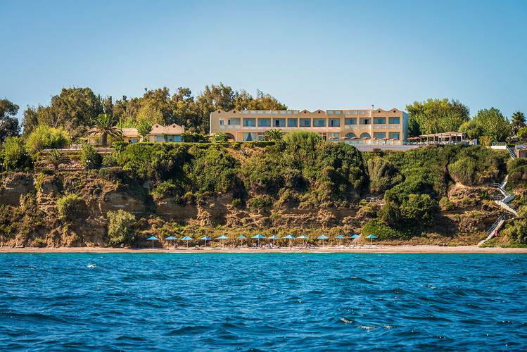 Niforeika Beach Hotel & Bungalows