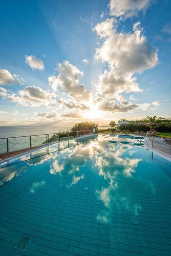 Niforeika Beach Hotel & Bungalows