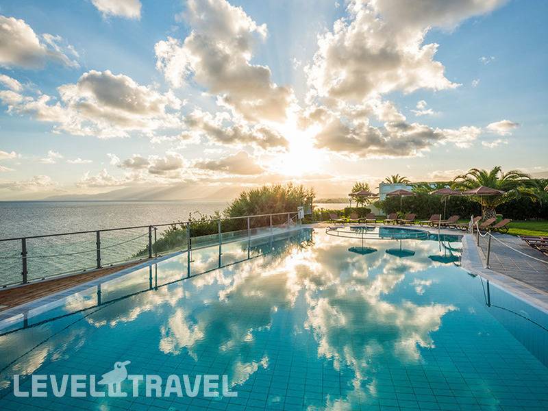 Фотография Niforeika Beach Hotel & Bungalows