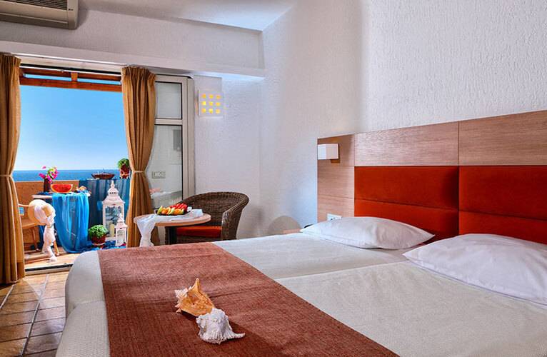 Sirens Beach Hotel & Village