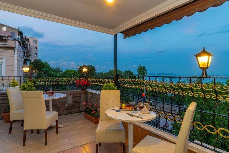 Harmony Hotel