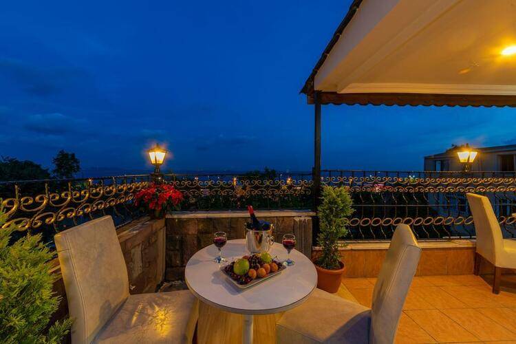 Harmony Hotel