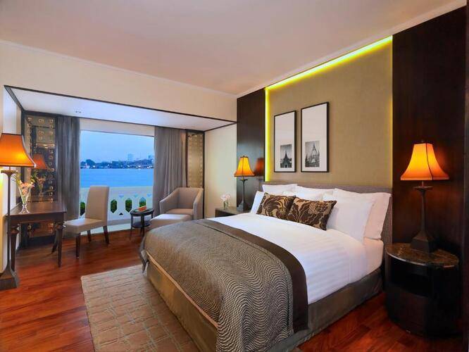 Anantara Bangkok Riverside Resort & Spa
