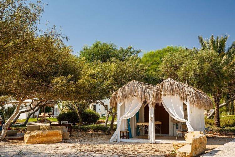 Thalassines Beach Villas