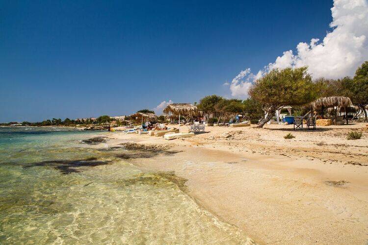 Thalassines Beach Villas