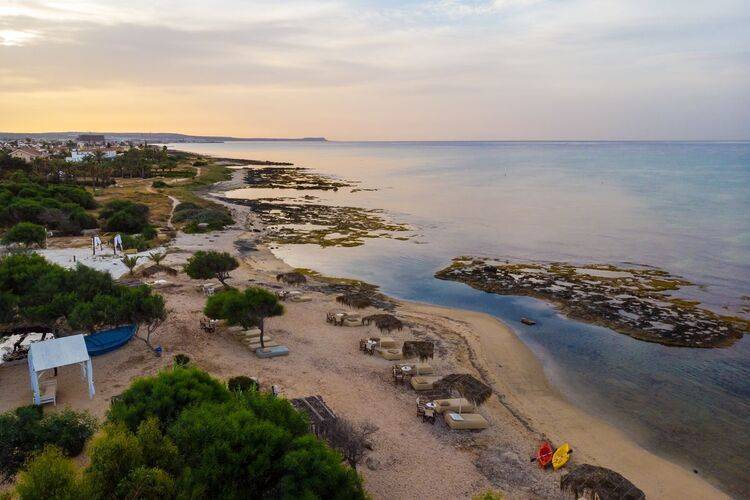 Thalassines Beach Villas