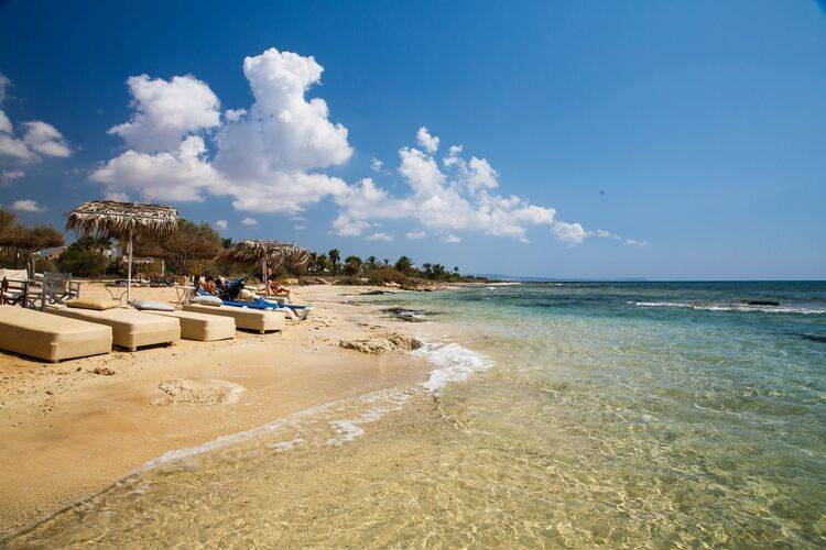 Thalassines Beach Villas