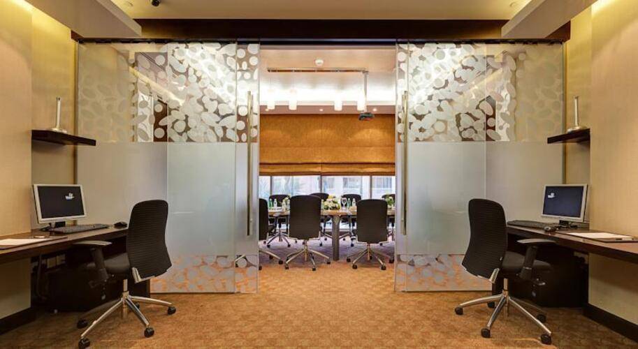 Icon Deluxe Hotel (Ex. Abidos Hotel Apartment Al Barsha)
