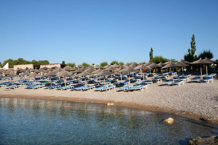 Eden Roc Resort Hotel & Bungalows