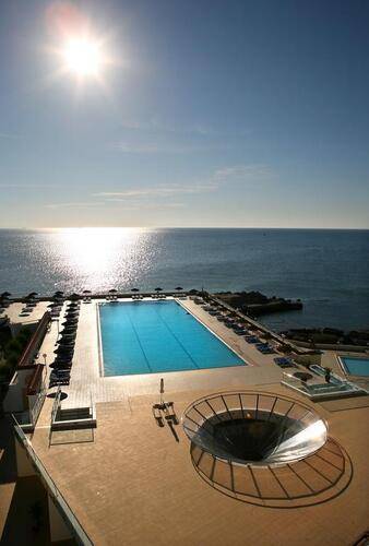 Eden Roc Resort Hotel & Bungalows