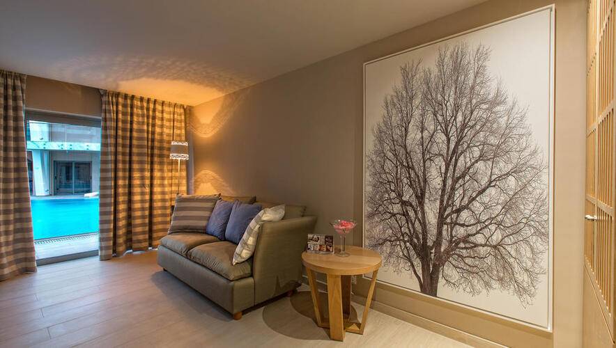 Eden Roc Resort Hotel & Bungalows