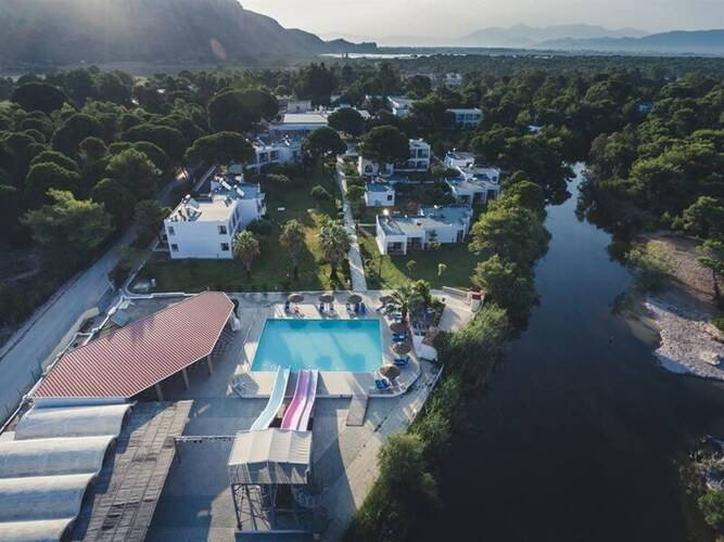 Kalogria Beach Hotel (Ex.Bomo Kalogria Beach Hotel)