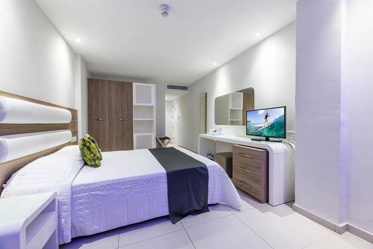 Tasia Maris Sands Hotel (Adults Only 14+)