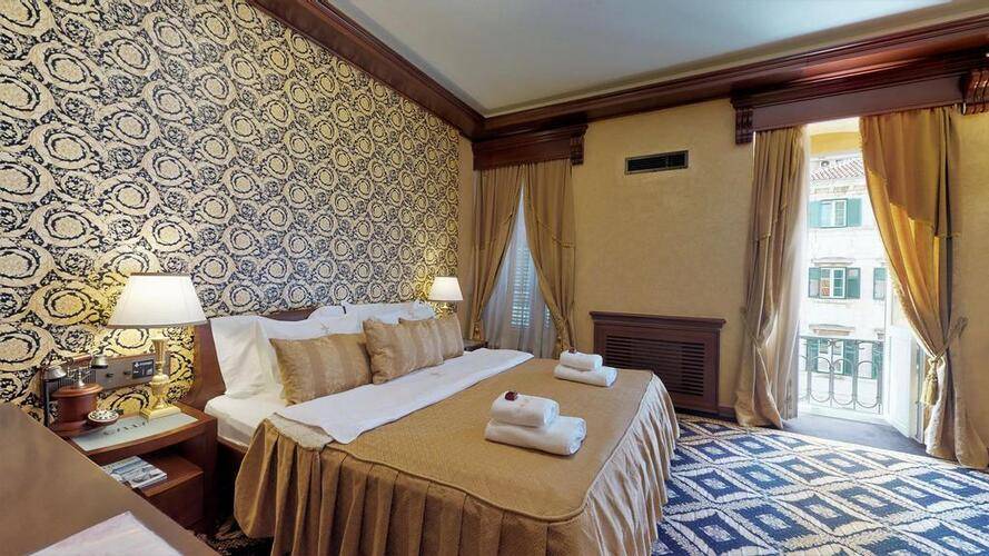 Cattaro Hotel