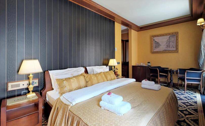 Cattaro Hotel