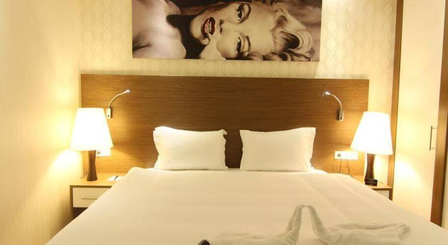 Bika Suites Esenurt Hotel