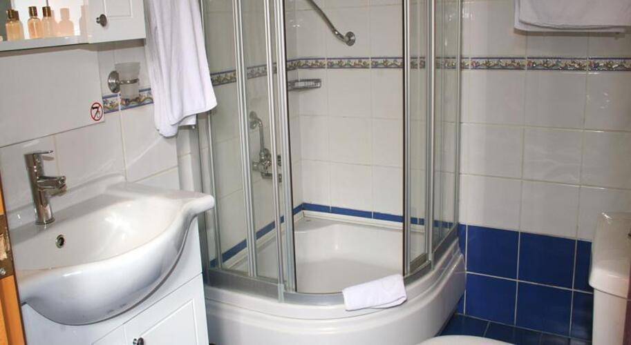 Bakirkoy Tashan Business & Airport Hotel (Ex. Best Western Tashan Business)