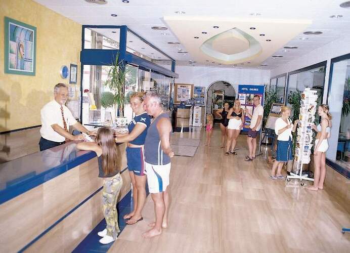 Ght Balmes Apartments & Splash