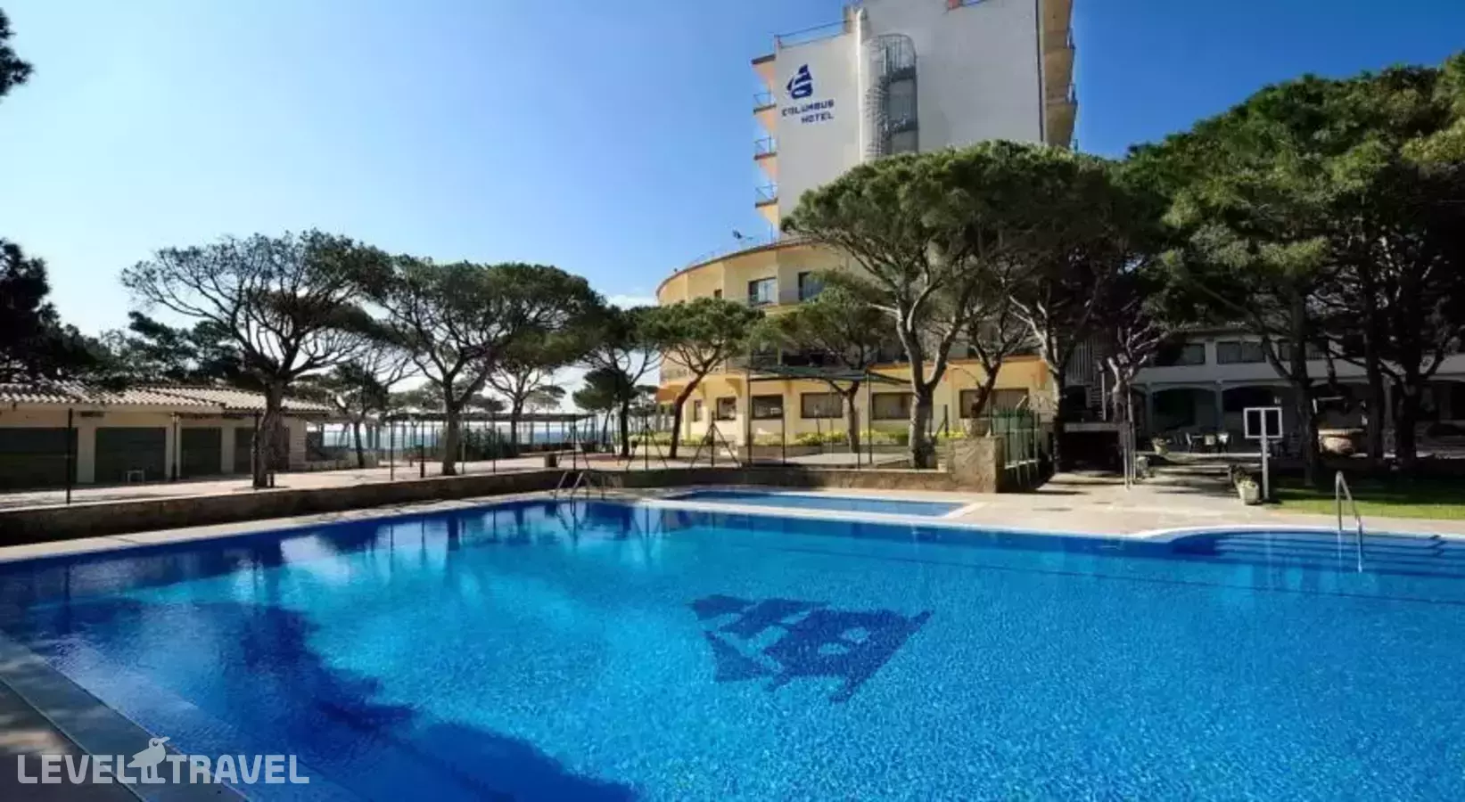 Columbus Hotel