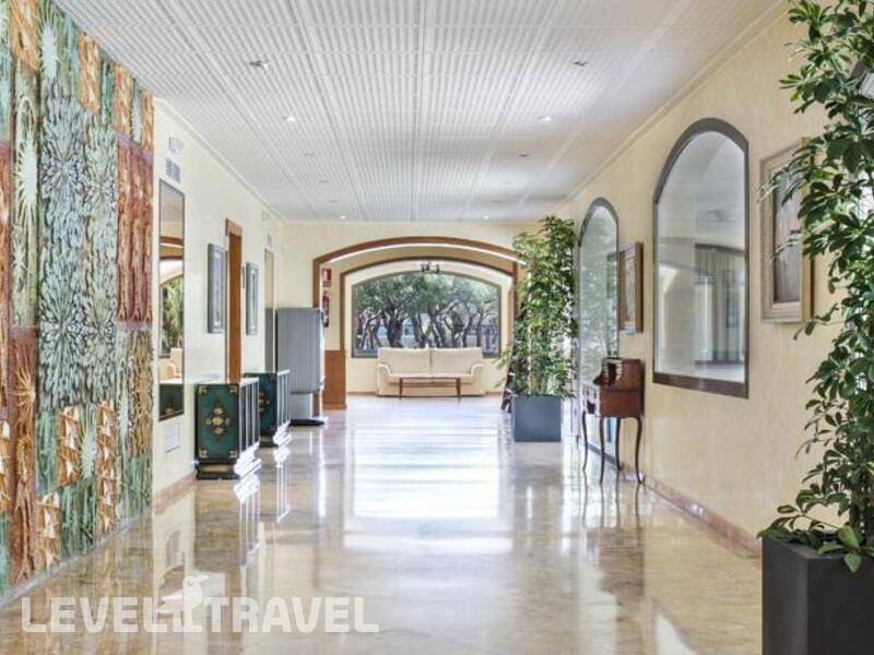 Фотография Columbus Hotel