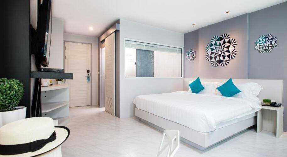 The Crib Patong