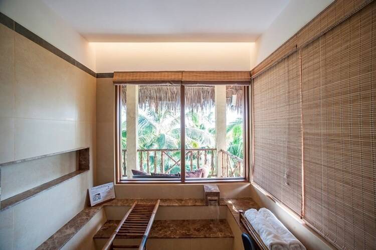 Aroma Beach Resort