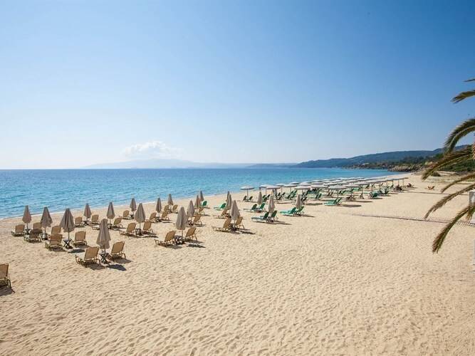 Bomo Assa Maris Beach